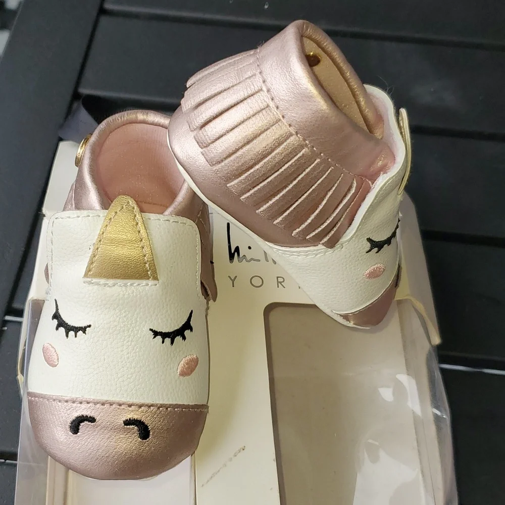 New Nicole Miller NY Stepping Stones Babygirl Infant Unicorn Booties Size 0-6 mo